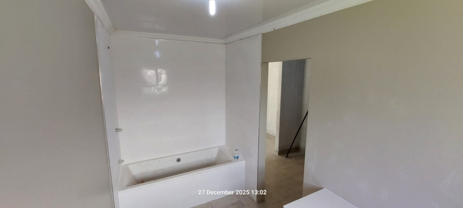 3 Bedroom Property for Sale in Paradise Beach Eastern Cape